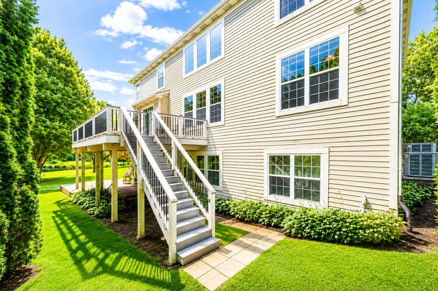 3081 Handley Court, Lisle, IL 60532