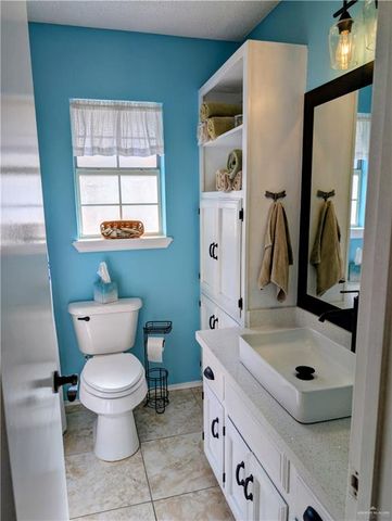 512 Sagittarius Street, Mission, TX 78572