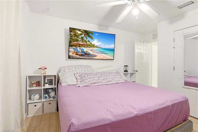 1901 SW 14th ST, Cape Coral, FL 33991