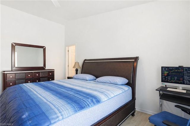 1901 SW 14th ST, Cape Coral, FL 33991