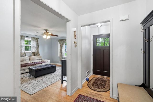404 GRAISBURY AVE, Haddonfield, NJ 08033