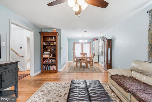 404 GRAISBURY AVE, Haddonfield, NJ 08033