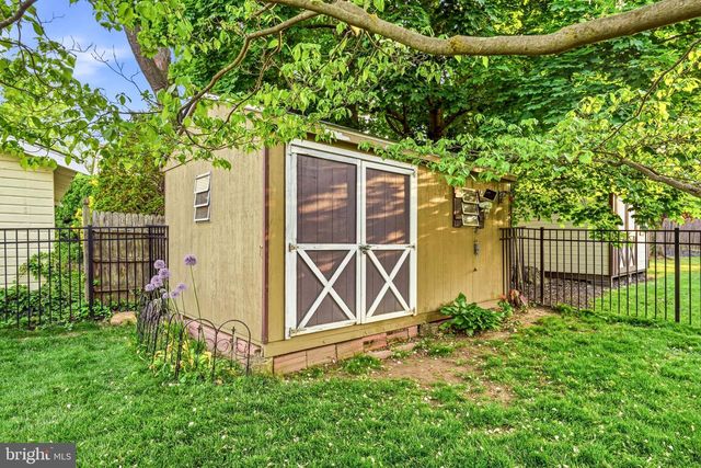 404 GRAISBURY AVE, Haddonfield, NJ 08033