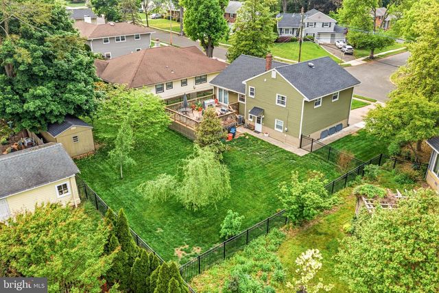 404 GRAISBURY AVE, Haddonfield, NJ 08033