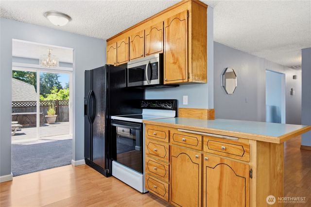 3020 206th Place SW, Lynnwood, WA 98036