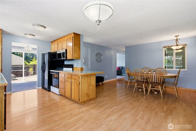 3020 206th Place SW, Lynnwood, WA 98036