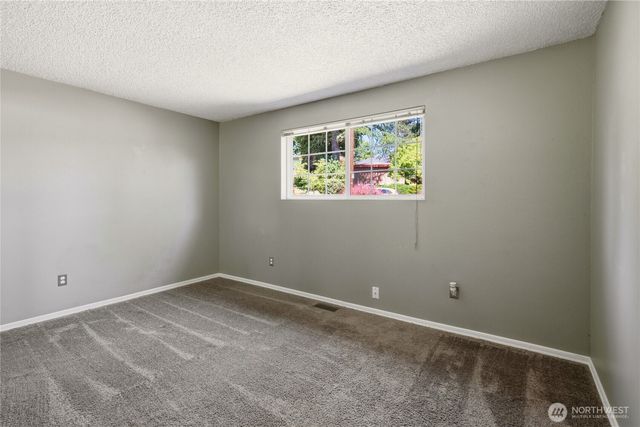 3020 206th Place SW, Lynnwood, WA 98036