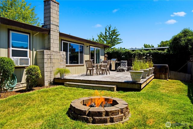 3020 206th Place SW, Lynnwood, WA 98036