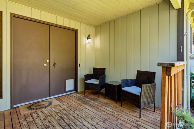 3020 206th Place SW, Lynnwood, WA 98036