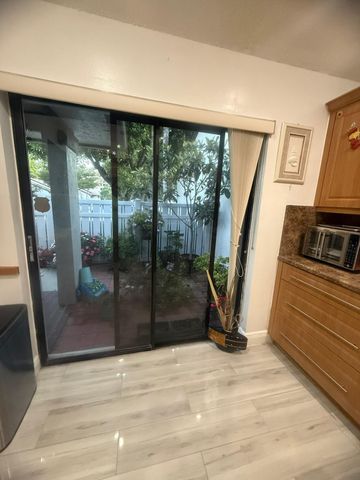 3226 S Carambola Cir S S, Coconut Creek, FL 33066