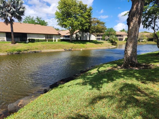 3226 S Carambola Cir S S, Coconut Creek, FL 33066