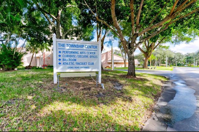 3226 S Carambola Cir S S, Coconut Creek, FL 33066