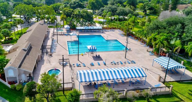 3226 S Carambola Cir S S, Coconut Creek, FL 33066