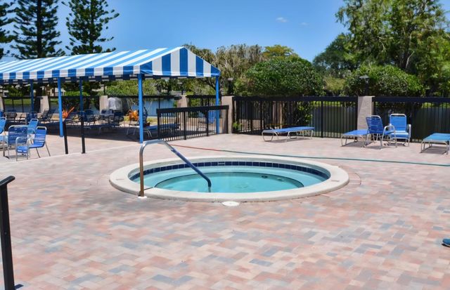 3226 S Carambola Cir S S, Coconut Creek, FL 33066