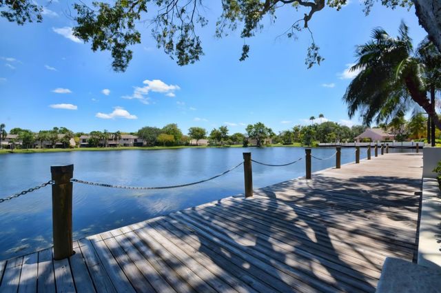 3226 S Carambola Cir S S, Coconut Creek, FL 33066