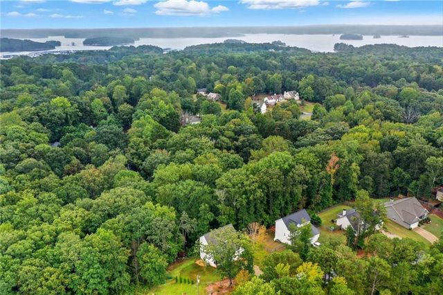 8514 Mcbride Lane, Gainesville, GA 30506