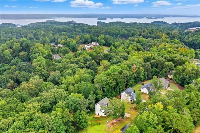 8514 Mcbride Lane, Gainesville, GA 30506