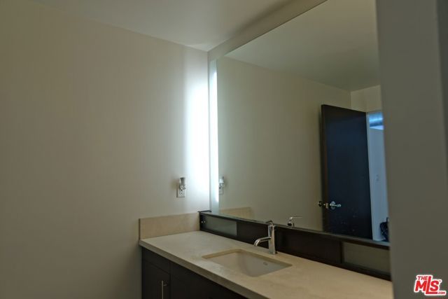 1100 S Hope Street 1111, Los Angeles, CA 90015