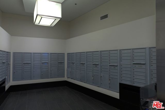 1100 S Hope Street 1111, Los Angeles, CA 90015