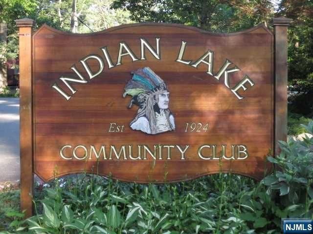 104 Highland Trail, Denville Township, NJ 07834