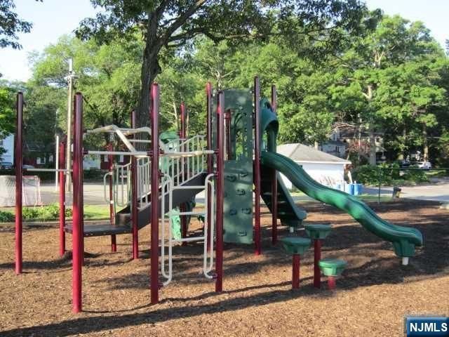 104 Highland Trail, Denville Township, NJ 07834