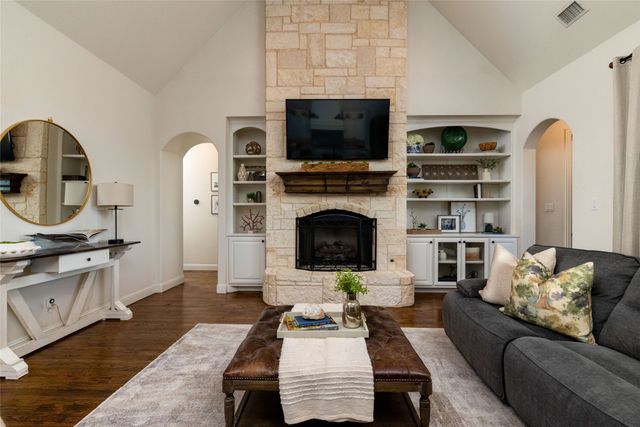 9101 Iron Mountain Trail, Justin, TX 76247