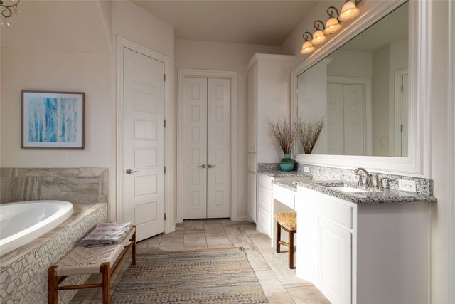 9101 Iron Mountain Trail, Justin, TX 76247