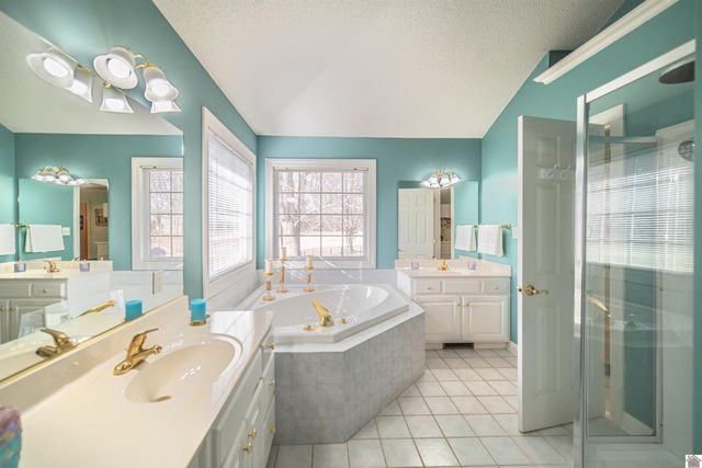 245 Stonecreek Place, Paducah, KY 42003