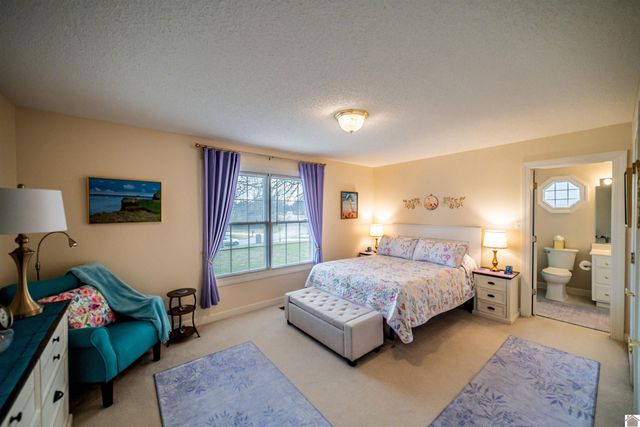 245 Stonecreek Place, Paducah, KY 42003