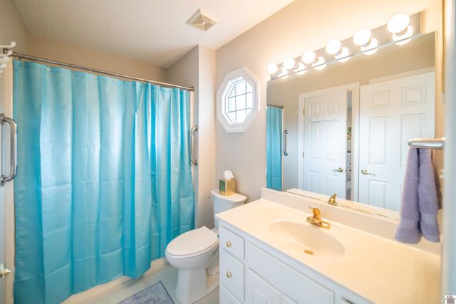 245 Stonecreek Place, Paducah, KY 42003