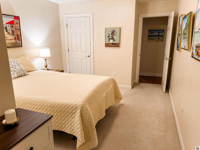 245 Stonecreek Place, Paducah, KY 42003