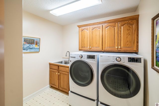 245 Stonecreek Place, Paducah, KY 42003