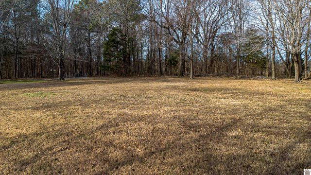 245 Stonecreek Place, Paducah, KY 42003