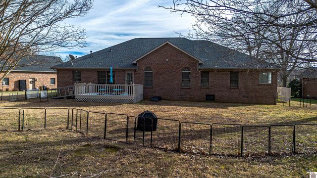 245 Stonecreek Place, Paducah, KY 42003