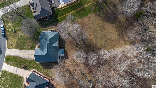 245 Stonecreek Place, Paducah, KY 42003