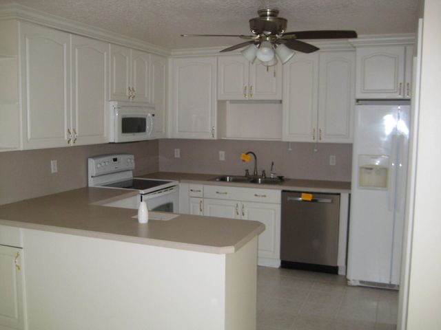 1619 Laurel Leaf Lane, Fort Pierce, FL 34950