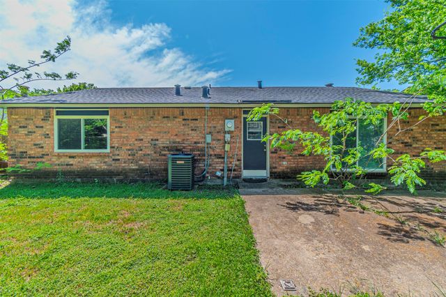 7309 Ashcrest Lane, Dallas, TX 75249