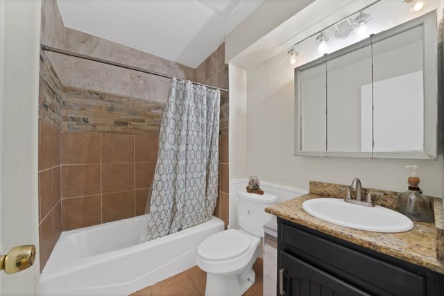 6905 Yorkston Street, Watauga, TX 76148