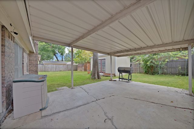 6905 Yorkston Street, Watauga, TX 76148