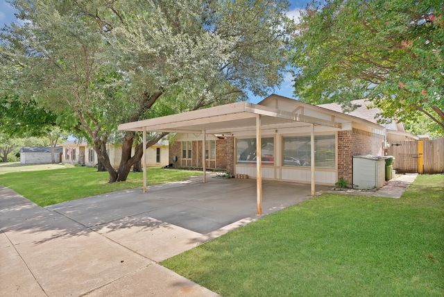6905 Yorkston Street, Watauga, TX 76148