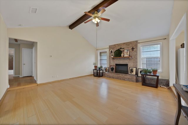 6905 Yorkston Street, Watauga, TX 76148