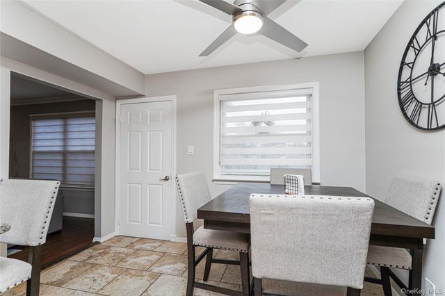 68 Gina Court, Staten Island, NY 10314