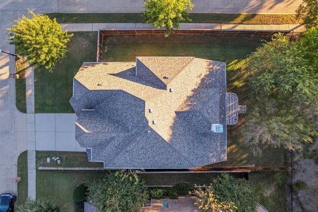 2401 Cabrillo Lane, Mansfield, TX 76063