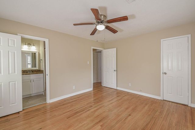 1509 N San Jacinto Street, Conroe, TX 77301