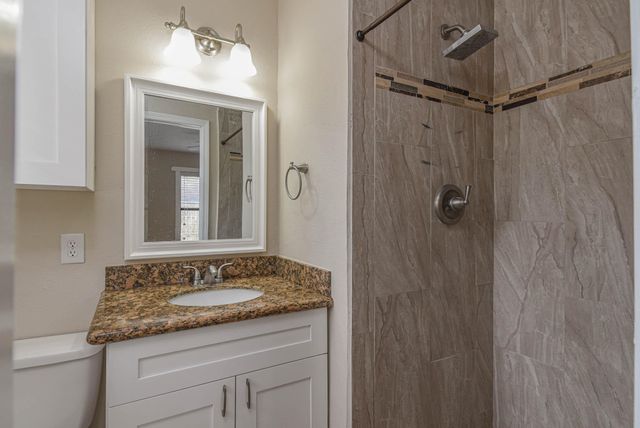 1509 N San Jacinto Street, Conroe, TX 77301