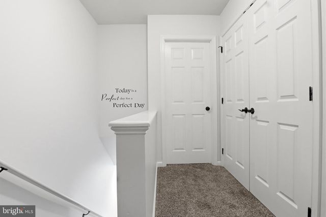 612 MALLARD DR, Etters, PA 17319