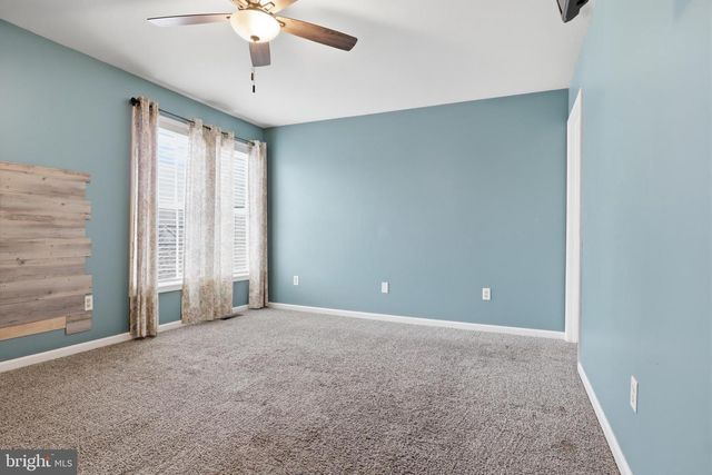 612 MALLARD DR, Etters, PA 17319