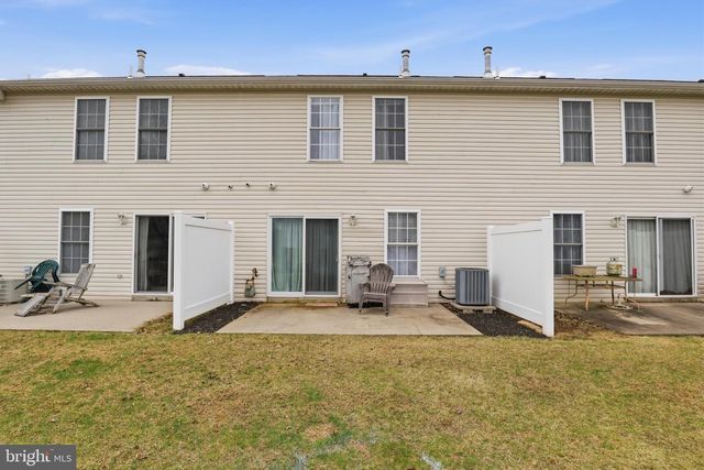 612 MALLARD DR, Etters, PA 17319