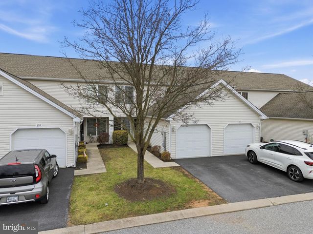 612 MALLARD DR, Etters, PA 17319