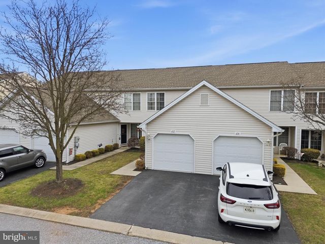 612 MALLARD DR, Etters, PA 17319